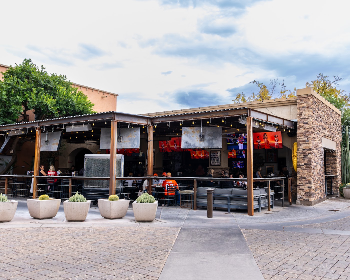 Trident II patio at Plaza Palomino